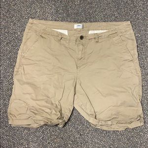 Old navy plus size khaki shorts
